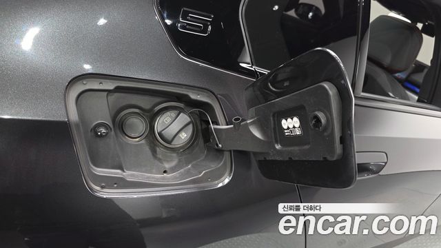 BMW 5-Series 2024 — photo 31