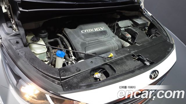 Kia Canival 2015 — photo 6