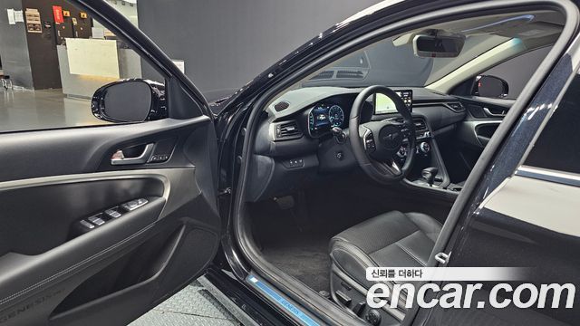Genesis G70 2023 — photo 13
