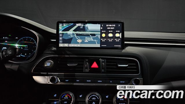 Genesis G70 2023 — photo 20
