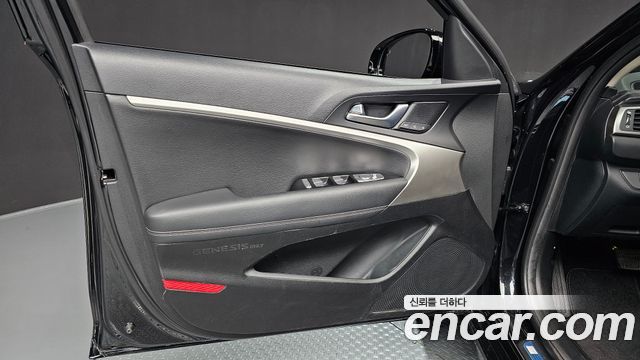 Genesis G70 2023 — photo 14