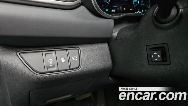 Genesis G70 2023 — photo 28