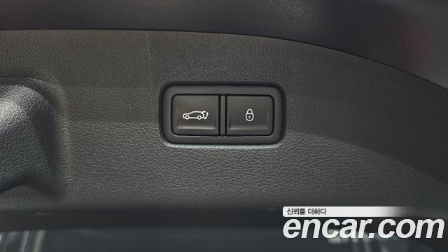 Genesis G70 2023 — photo 32