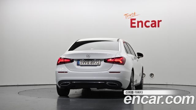 Mercedes-Benz A-Class 2021 — photo 4