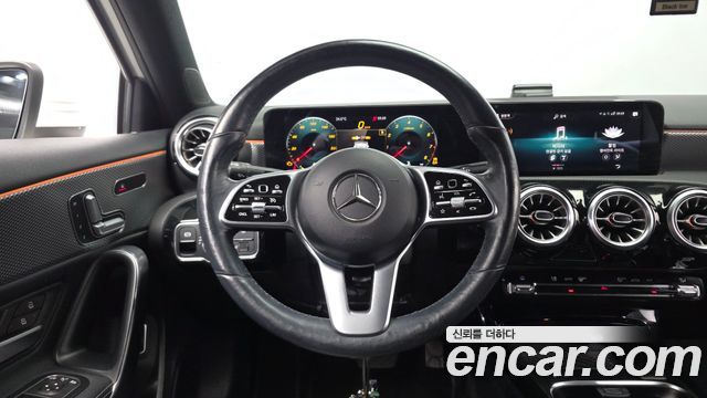 Mercedes-Benz A-Class 2021 — photo 19