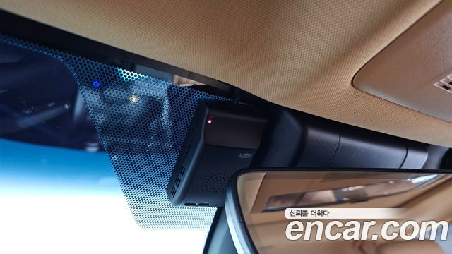 Lexus ES 2022 — photo 41