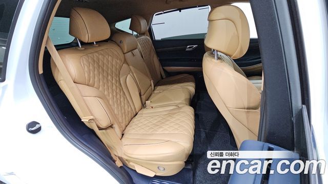 Genesis GV80 2023 — photo 11