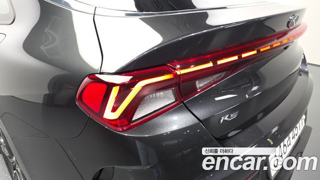 Kia K5 2020 — photo 9