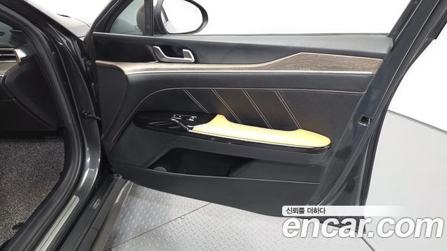 Kia K5 2020 — photo 14