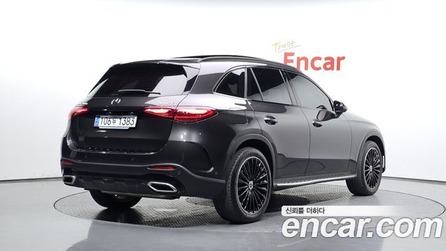 Mercedes-Benz GLC-Class 2023 — photo 2