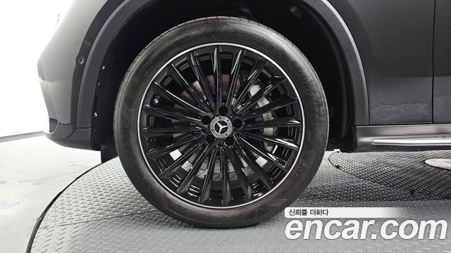Mercedes-Benz GLC-Class 2023 — photo 5