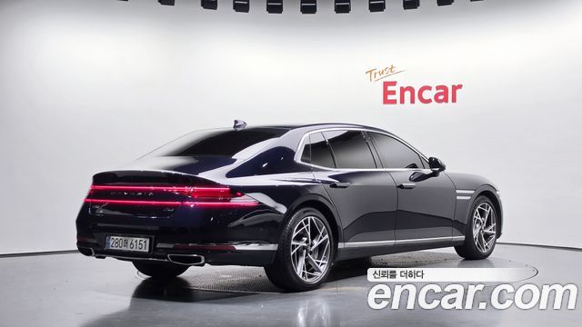 Genesis G90 2022 — photo 2