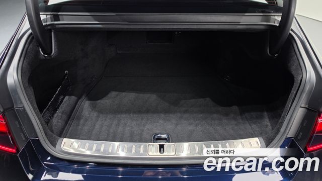 Genesis G90 2022 — photo 18