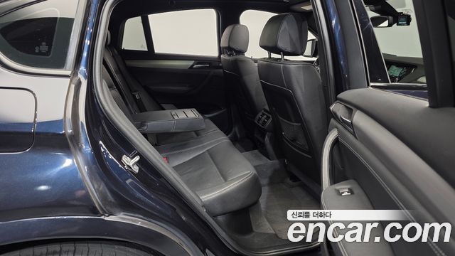 BMW X4 2017 — photo 12