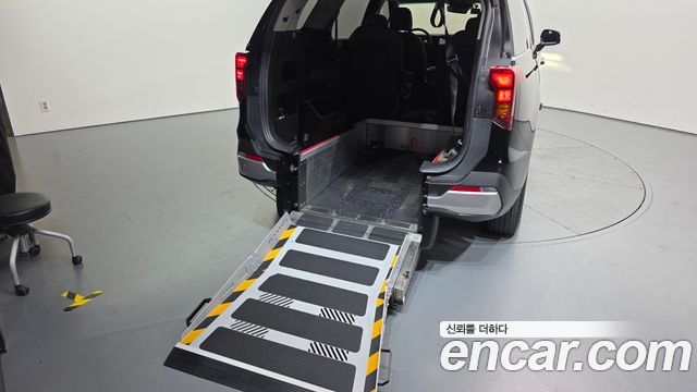 Kia Canival 2024 — photo 20