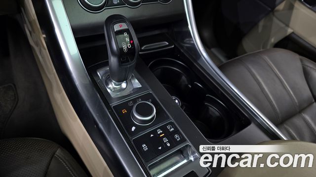 Land Rover Range Rover Sport 2017 — photo 9
