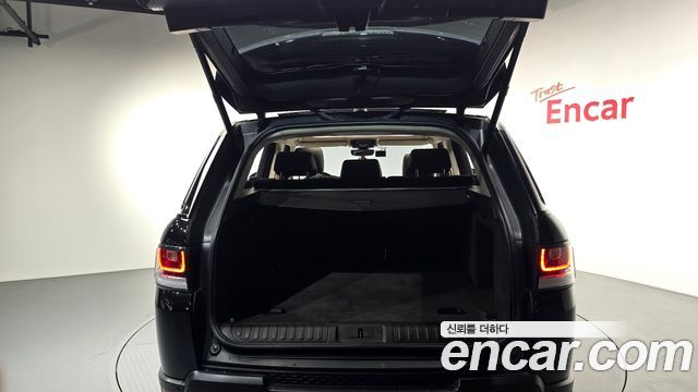 Land Rover Range Rover Sport 2017 — photo 19
