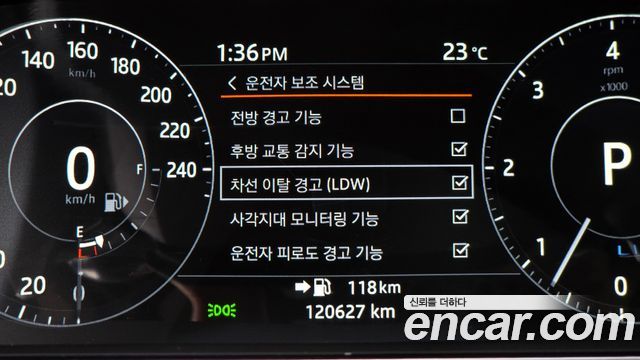 Land Rover Range Rover Sport 2017 — photo 20