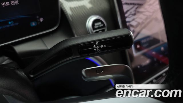 Mercedes-Benz GLC-Class 2024 — photo 12