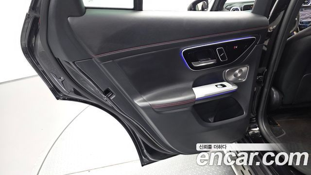 Mercedes-Benz GLC-Class 2024 — photo 15