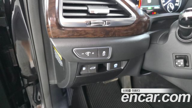 Genesis EQ900 2018 — photo 16