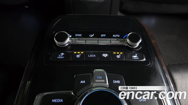 Genesis EQ900 2018 — photo 19