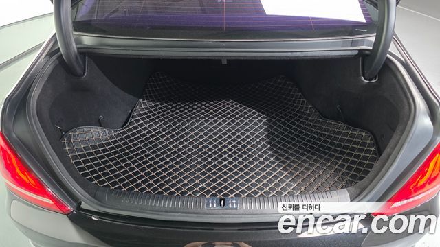 Genesis EQ900 2018 — photo 20