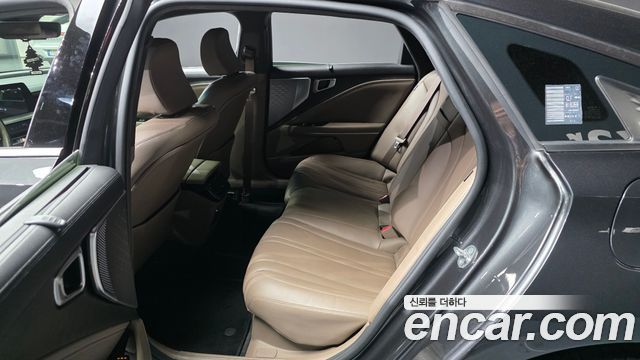 Kia K8 2022 — photo 16