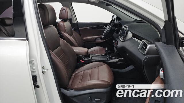Kia Sorento 2016 — photo 17