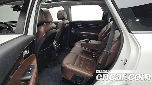 Kia Sorento 2016 — photo 16