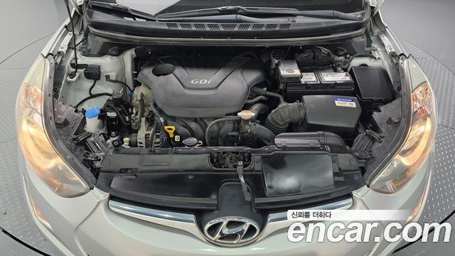 Hyundai AVANTE 2011 — photo 6
