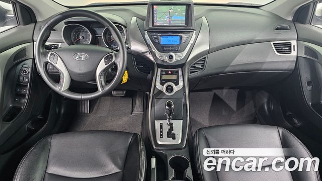 Hyundai AVANTE 2011 — photo 10