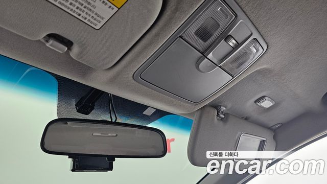 Hyundai AVANTE 2011 — photo 26