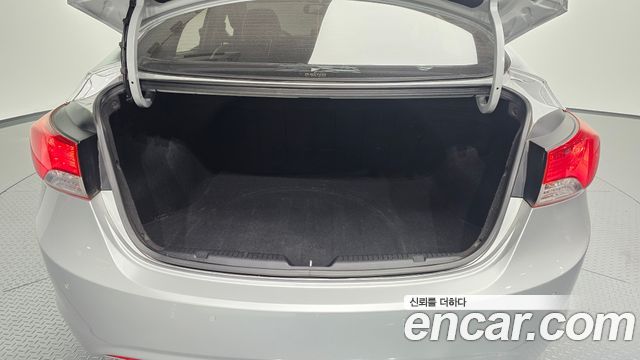 Hyundai AVANTE 2011 — photo 30
