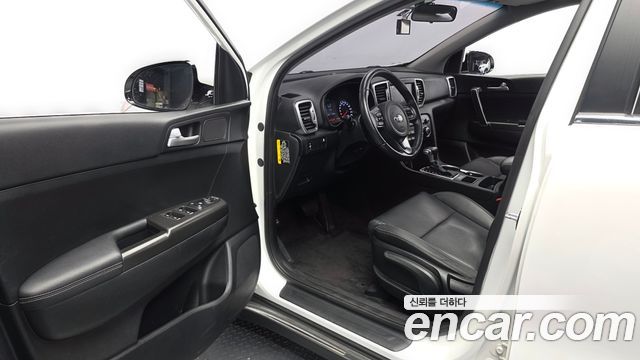 Kia Sportage 2017 — photo 10