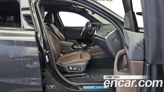 BMW X4 2022 — photo 17