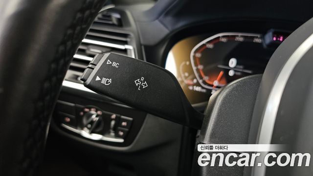 BMW X4 2022 — photo 30