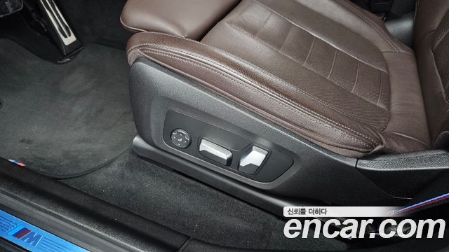 BMW X4 2022 — photo 32