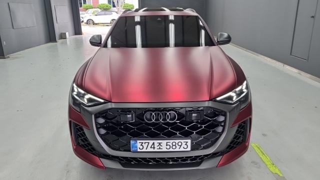 Audi RSQ8 2025 — photo 3