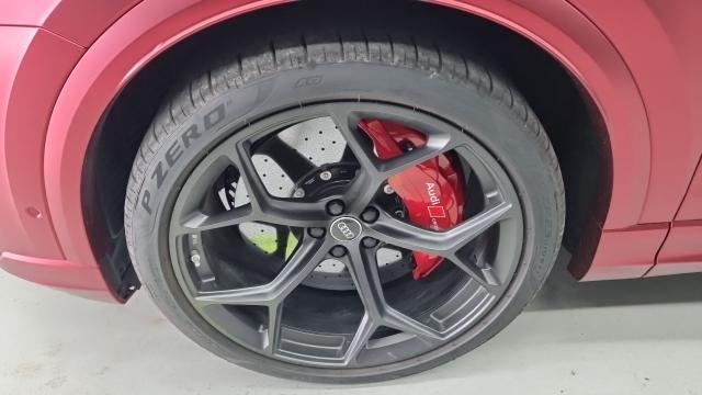 Audi RSQ8 2025 — photo 5