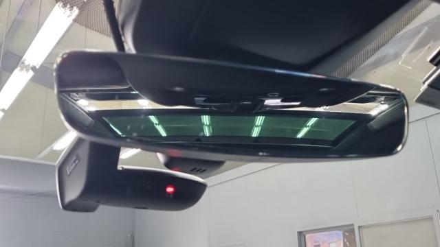 Audi RSQ8 2025 — photo 13