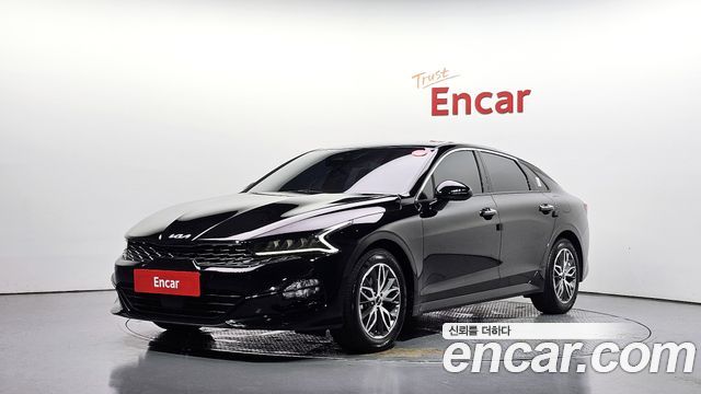 Kia K5 2023 — photo 1