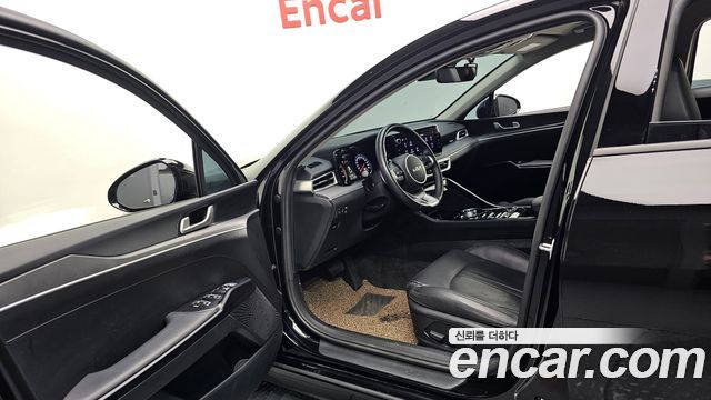 Kia K5 2023 — photo 13