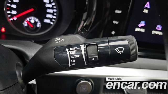Kia K5 2023 — photo 27