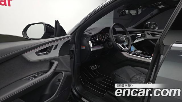 Audi Q8 2023 — photo 13
