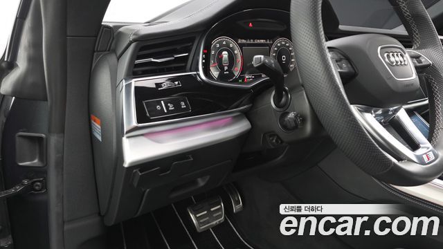 Audi Q8 2023 — photo 19