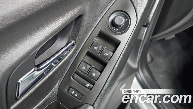 Chevrolet Korea Trax 2017 — photo 16