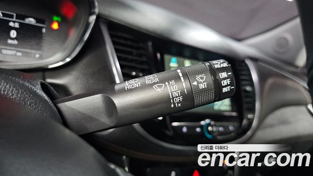 Chevrolet Korea Trax 2017 — photo 21