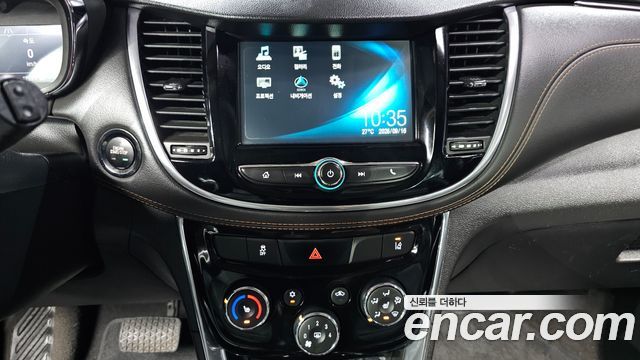 Chevrolet Korea Trax 2017 — photo 23