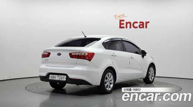 Kia pride 2017 — photo 2